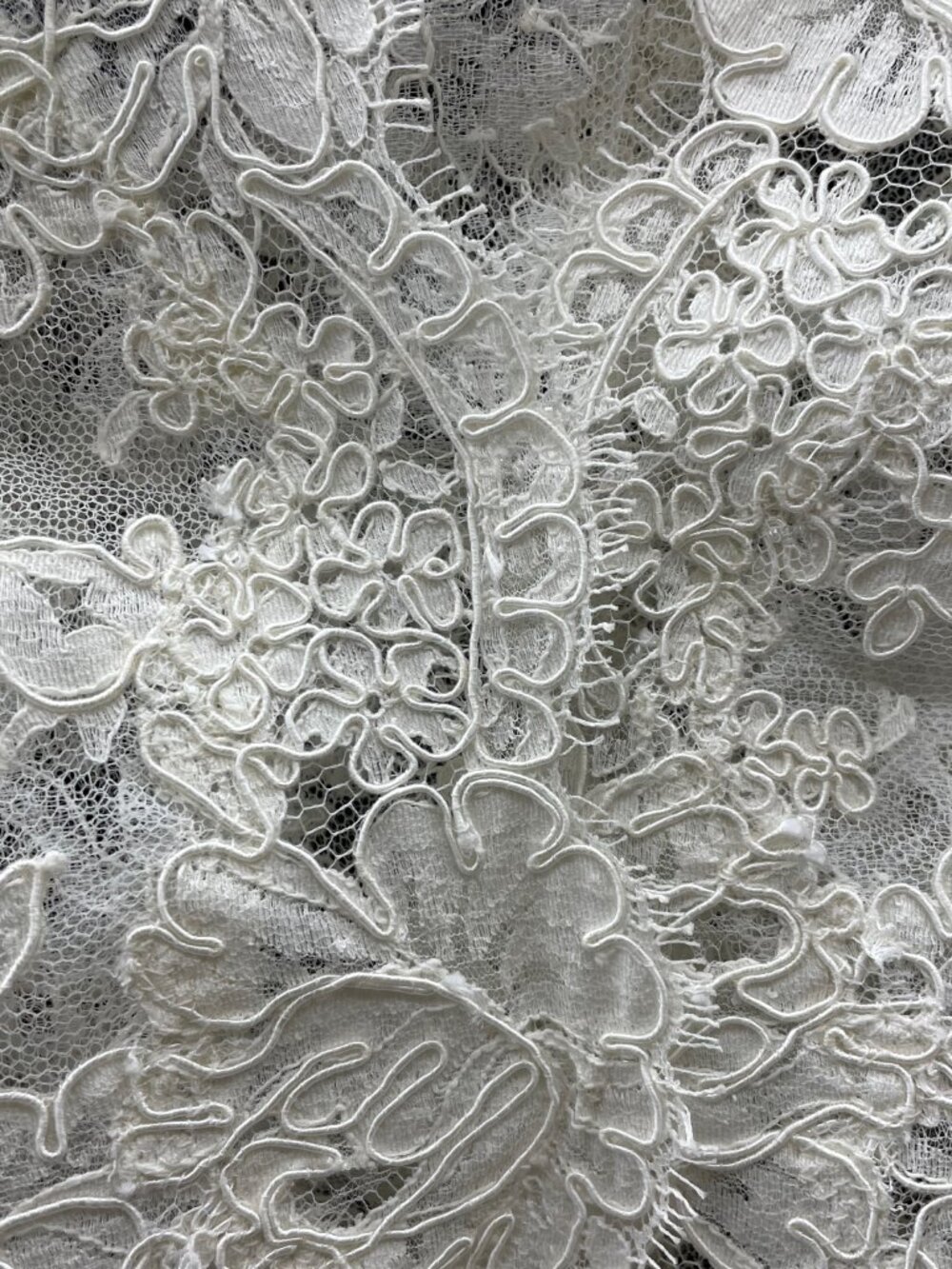 Cap Sleeve Ivory Lace Bridal Bolero Jacket - Picture 3 of 3